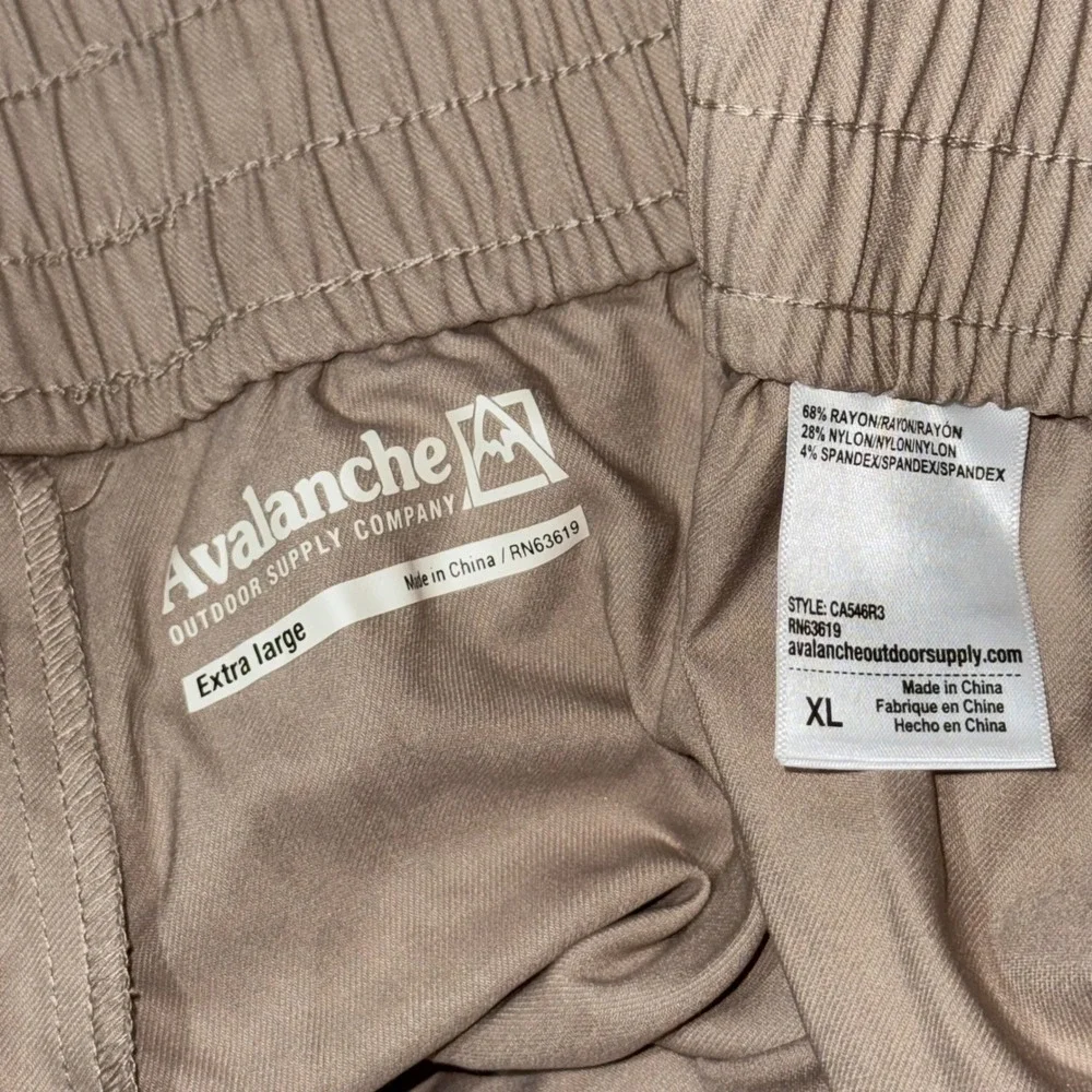 Avalanche Outdoor Supply Hiking Shorts Womens XL Tan Peach 2 Pk CA546R3 NWT - Picture 9 of 12